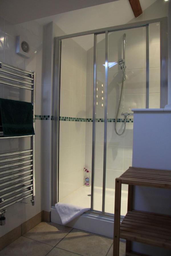 שרוסברי The Granary Self Catering Cottage מראה חיצוני תמונה